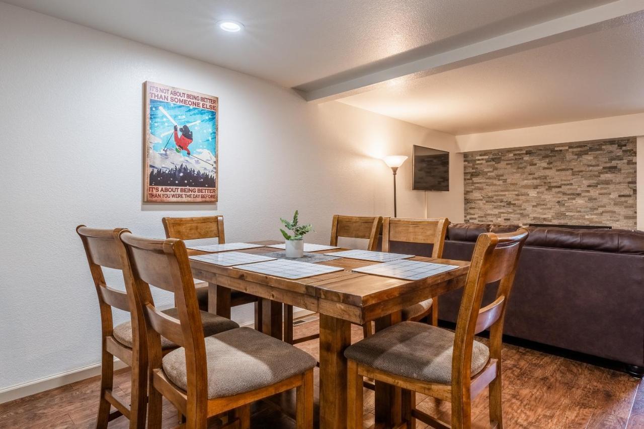 Apartment Warm And Cozy Upgraded 2 Bedrm 2 Bath Single Level In Snowcreek Complex Phase Iv 563 Sleeps 6 *
