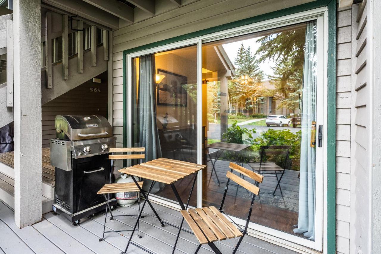 Warm And Cozy Upgraded 2 Bedrm 2 Bath Single Level In Snowcreek Complex Phase Iv 563 Sleeps 6 Apartment